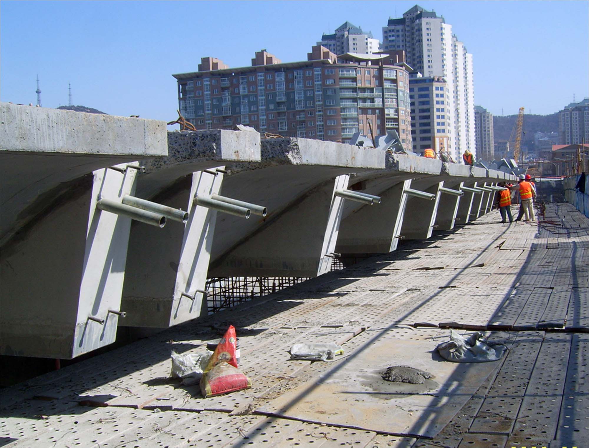 东北桥加固1 副本.jpg
