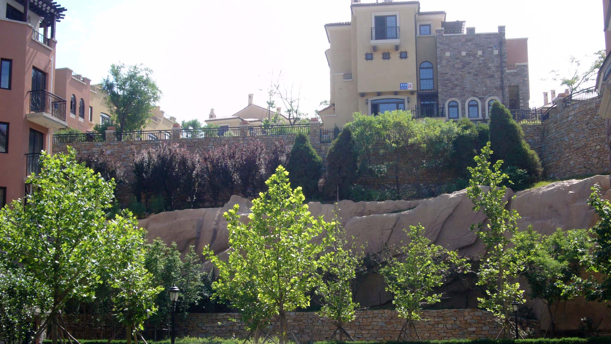 1540127236125038742.jpg 12大连万科溪之谷一期工程G-01 02多层与联排间台地边坡工程支护设计.jpg